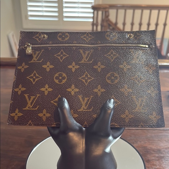 LOUIS VUITTON Vintage Pouch Insert - Picture 1 of 10